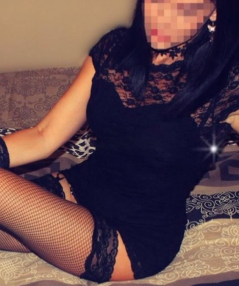 Аппетитная леди с неотразимой внешностью ждет тебя для ярких встреч и страстных приключений. Готова подарить море удовольствия и наслаждения. Позволь себе немного беззаботности и релакса. 3934, 33 года